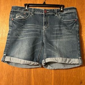 Hydraulic Women’s Shorts 18